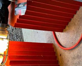 633 Chocks Work Light