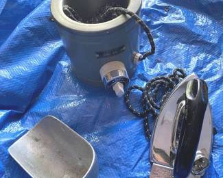 660 Nostalgic Household Items