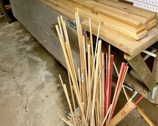 524 Dowel Rods Cedar Boards