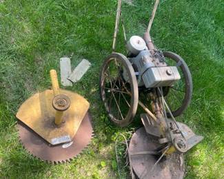 024 611 Fence Row King