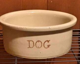 420 Roseville Pottery XL Dog Bowl