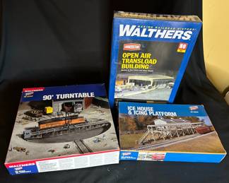 354 Walthers Cornerstone Turntable More