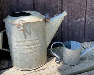 679 Vintage Metal Watering Cans