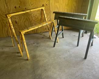 615 2 Pairs Of Vintage Saw Horses