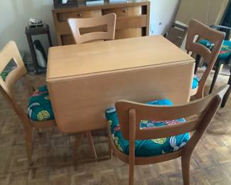 Heyward Wakefield table four chairs