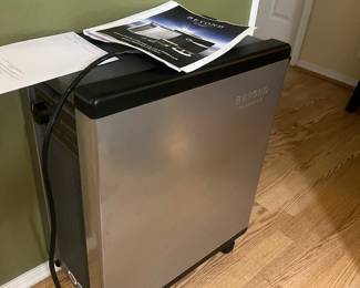 Air purifier
$1025
New price $2035