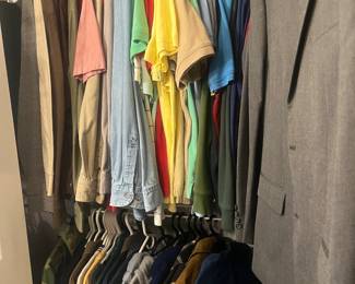 Men’s clothes 
Bottoms size 36
Shirts L