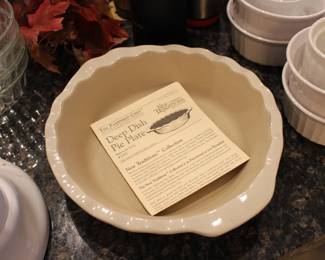 Pampered Chef Deep dish for pie