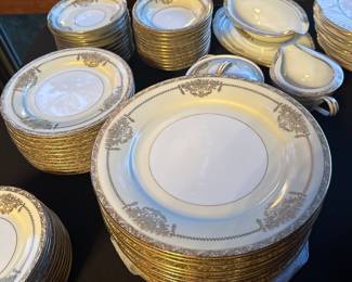 Noritake china  set beautiful 