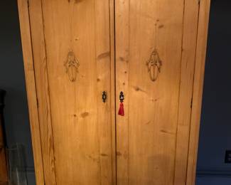 Pine armoire 