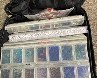 Beading kit for bracelet or necklace