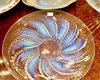 LARGE LALIQUE SHALLOW BOWL.