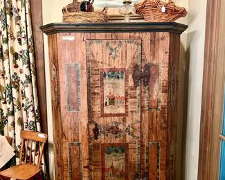 18TH CENTURY PRIMITIVE HAND PAINTED WARDROBE. 