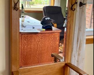 Hall tree excellent condition, free