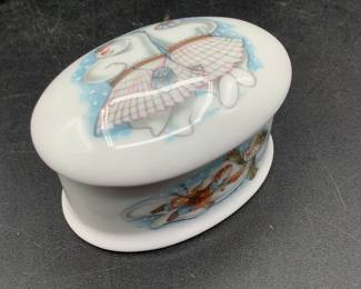 Royal Doulton trinket box