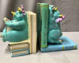Dinosaur musical bookends