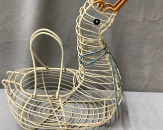 Duck metal wire basket