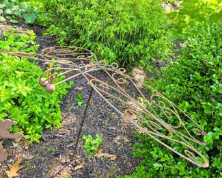 Yard Art, Dragon Fly