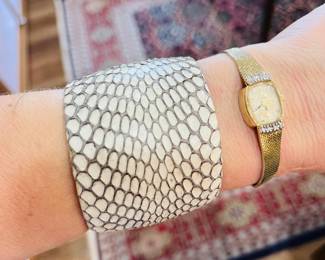 Cobra skin bangle vintage
