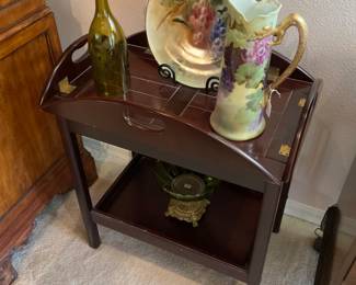 Side Table and Porcelain
