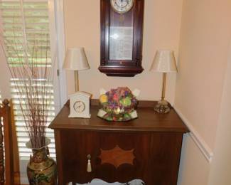 ANTIQUE JACKOBEAN MARQUETRY CABINET