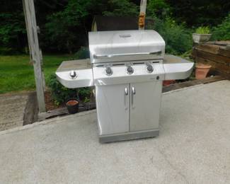 Charbroil Grill