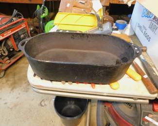 Cast Iron Fish Pan