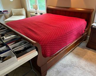 Thomasville Impressions Martinique King Size Bedroom Set