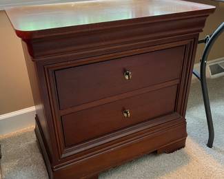 Thomasville Impressions Martinique King Size Bedroom Set