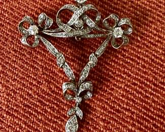 Belle Epoque diamond necklace or brooch. 