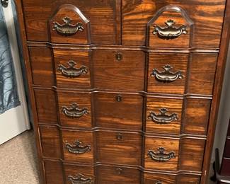 Vintage Bachelor Chest