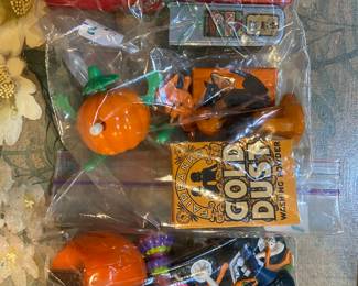 Bags of vintage holiday