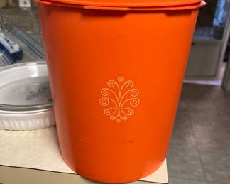 One of 2 vintage Tupperware canisters
