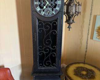 Neat vintage clock, table, vintage chair