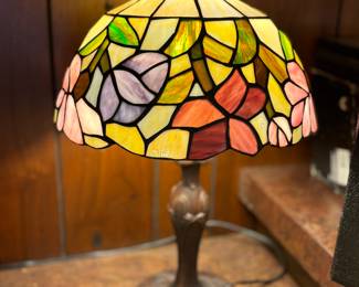 Stained glass lamp