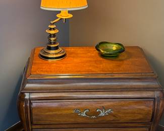 Night stand / chest, lamp