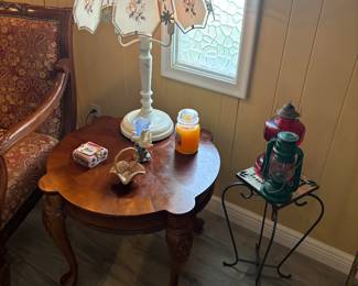 Lamps, elegant wood side table