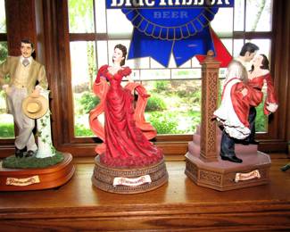 Gone with the Wind figurines