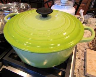 Le Creuset 5.5 Qt Dutch oven