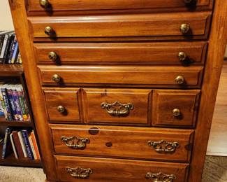 7 Drawer Dresser