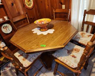 Dining Table - Has 6 Chairs and 2 Leaves
