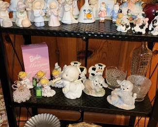 Figurines - Home Decor