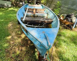 Attn Boat Lovers - Add to your collection! IT IS ON A TRAILER!