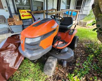 Another Picture of Riding Lawnmower
