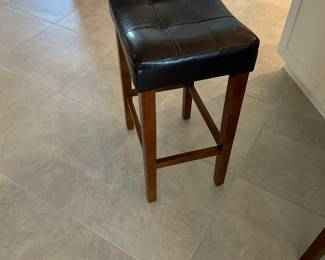 4 Countertop Bar Stools