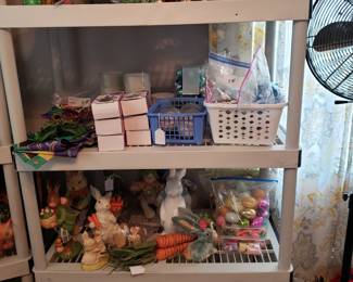 EASTER AND HOLIDAY DECOR