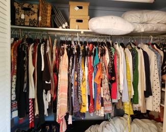 CLOTHES, SIZE SMALL, DESIGNERS