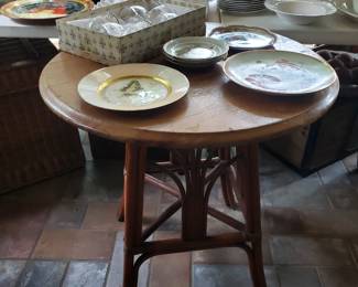 VINTAGE RATTAN TABLE AND PLATES