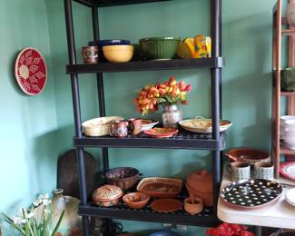 MEXICAN POTTERY AND VINTAGE BOWLS