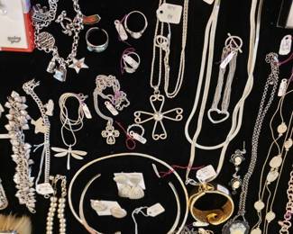 STERLING SILVER JEWELRY INCLUDING JAMES AVERY